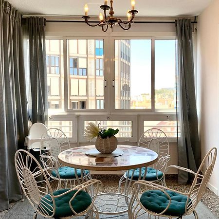 Centrally-Located, Spacious Flat At Historic Centre & Short Walk To Beach Alicante Eksteriør bilde