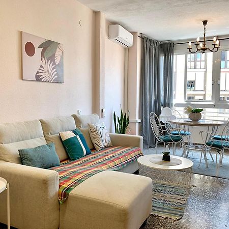 Centrally-Located, Spacious Flat At Historic Centre & Short Walk To Beach Alicante Eksteriør bilde